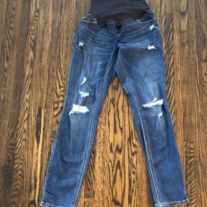2/30 MATERNITY distressed jeans